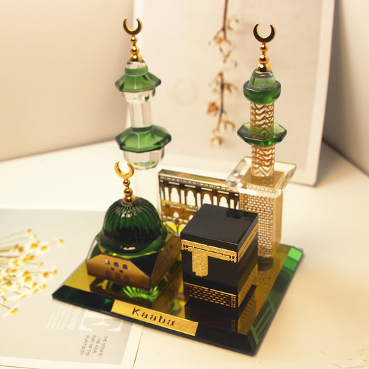 Classic Crystal Kaaba Model: A Beautiful Islamic Architecture Decoration for Your Desk