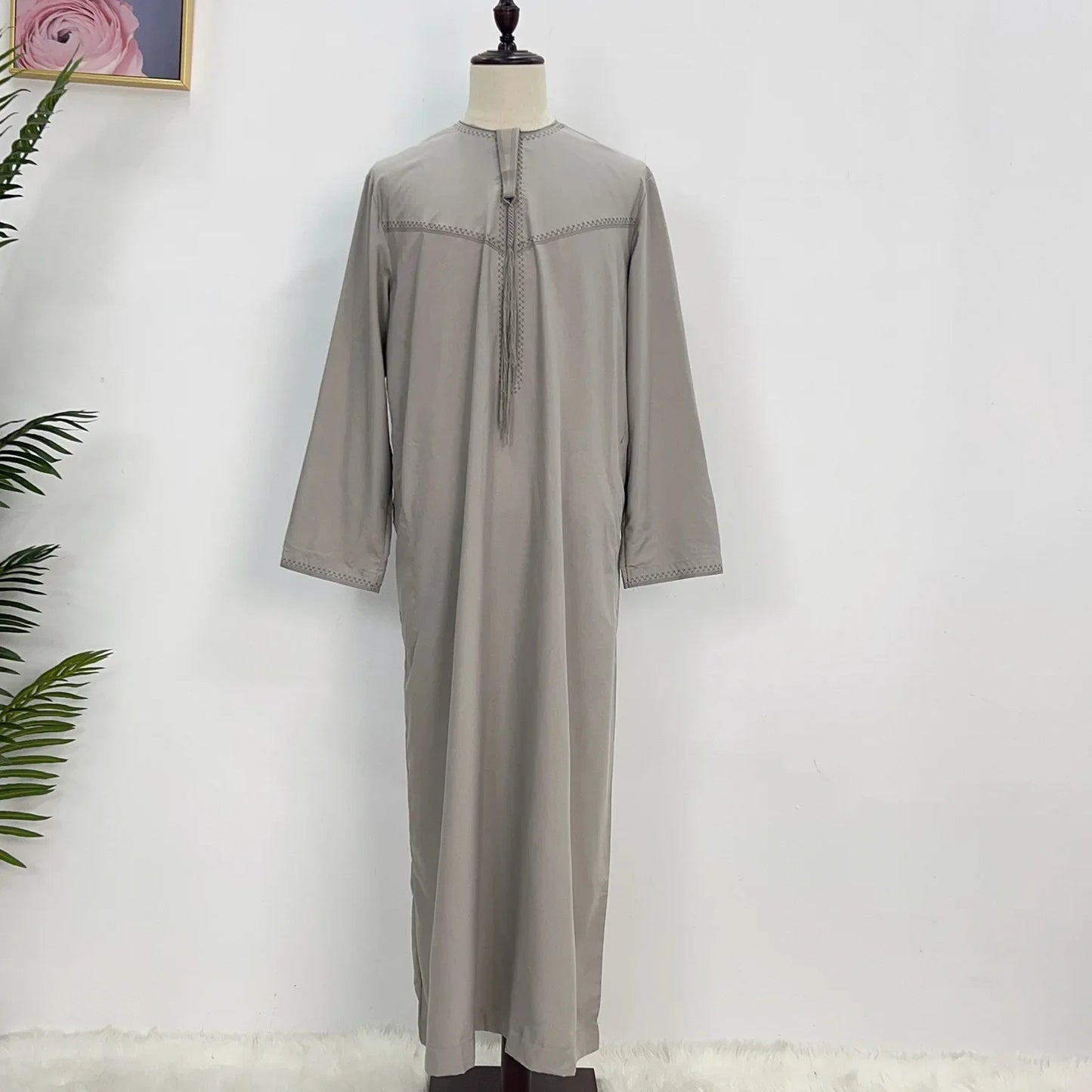 Saudi Arabic Robe Men Muslim Dress Tassel Abaya Dubai Kaftan Islamic Clothing Eid Djellaba Ramadan Jubba Thobe Daffah Dishdasha